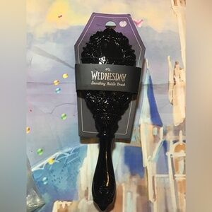 Wednesday smoothing paddle brush -new